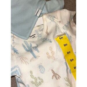 Gerber 7-Piece Set - 2 bodysuits, 2 pants, and 3 bibs | Size 6 Months